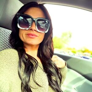 Meet your Posher, Tabitha